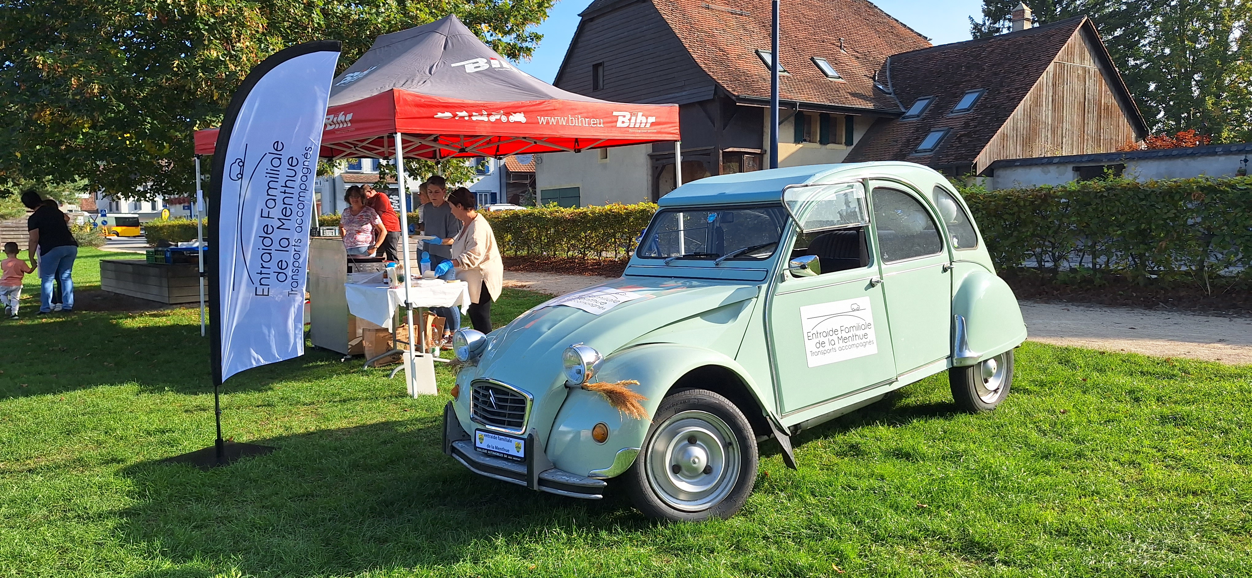 stand e crêpe de l'assocaition de la Menthue